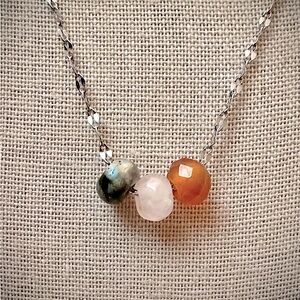HEART CHAKRA! Labradorite, Rose Quartz & Carnelian 18 kt Gold Necklace❣️